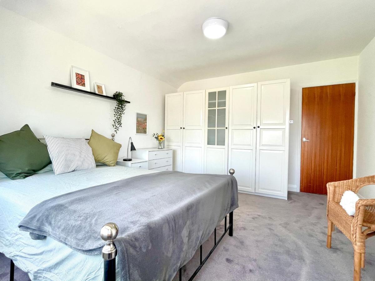 No2326 Tree-Hole Apartamento Northolt  Exterior foto